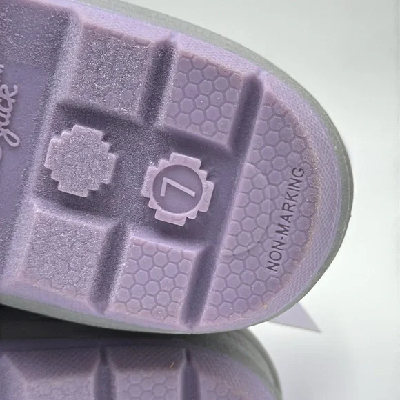 NWT Cat & Jack Purple Winter Boots Toddler Size 7 - Picture 7 of 17